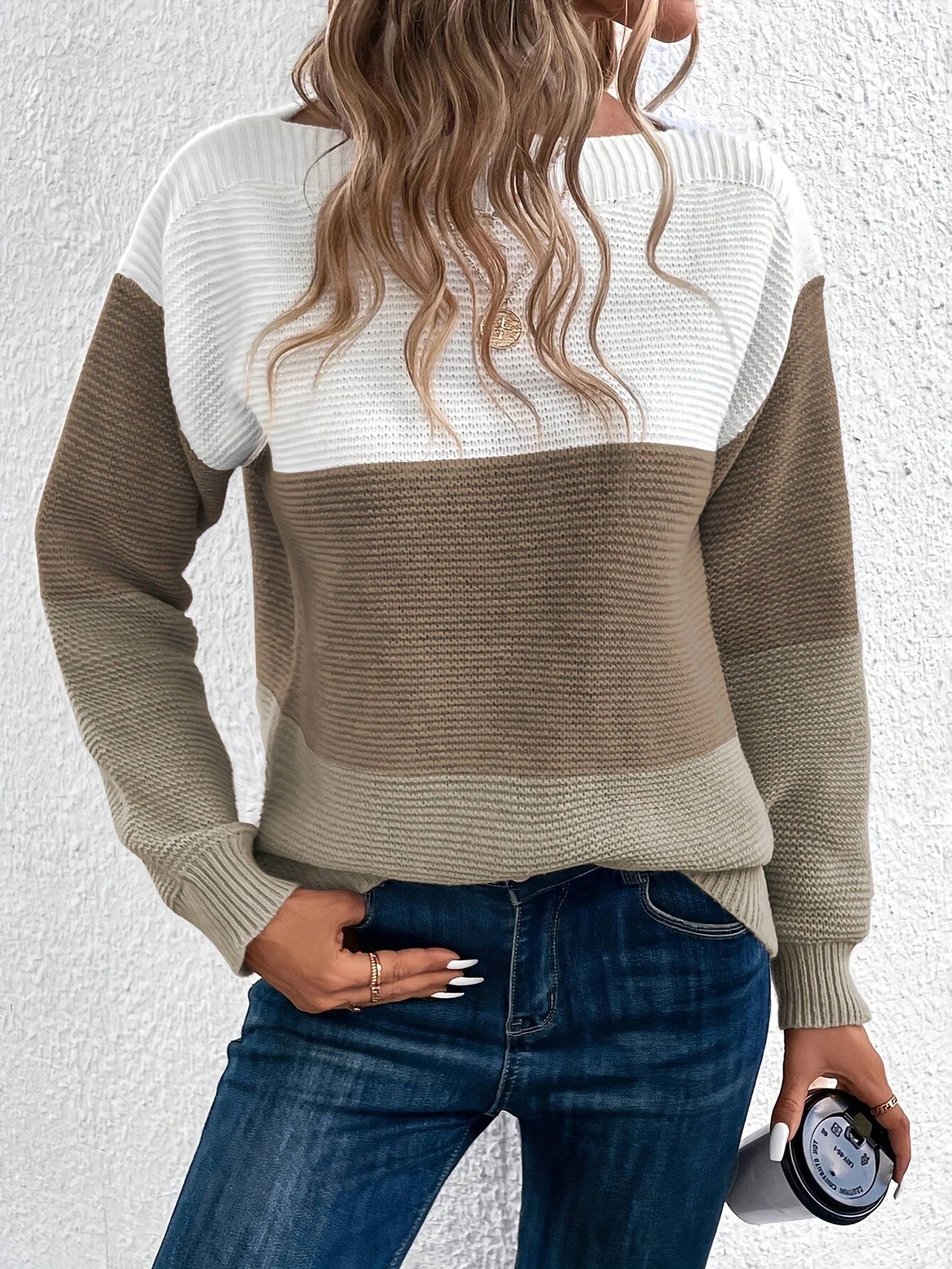 Round Neck Contrasting Knit Sweater