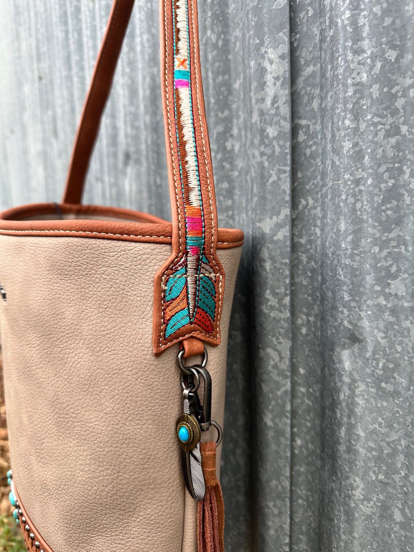Montana West Cream and Turquoise Handbag