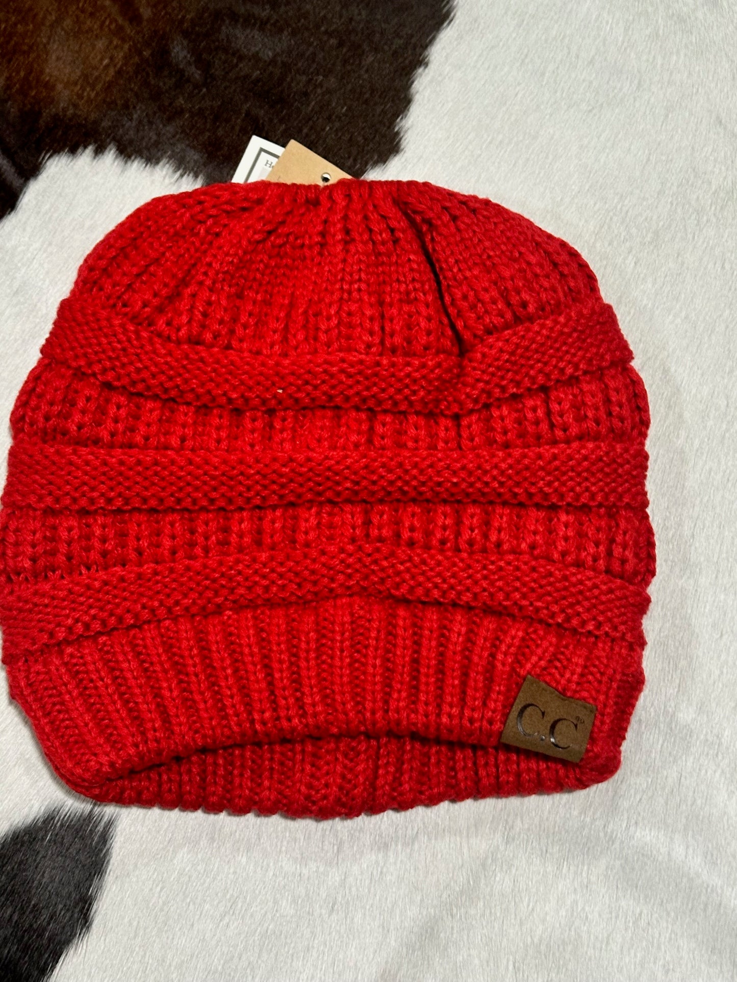 Solid Classic CC Beanie Tail