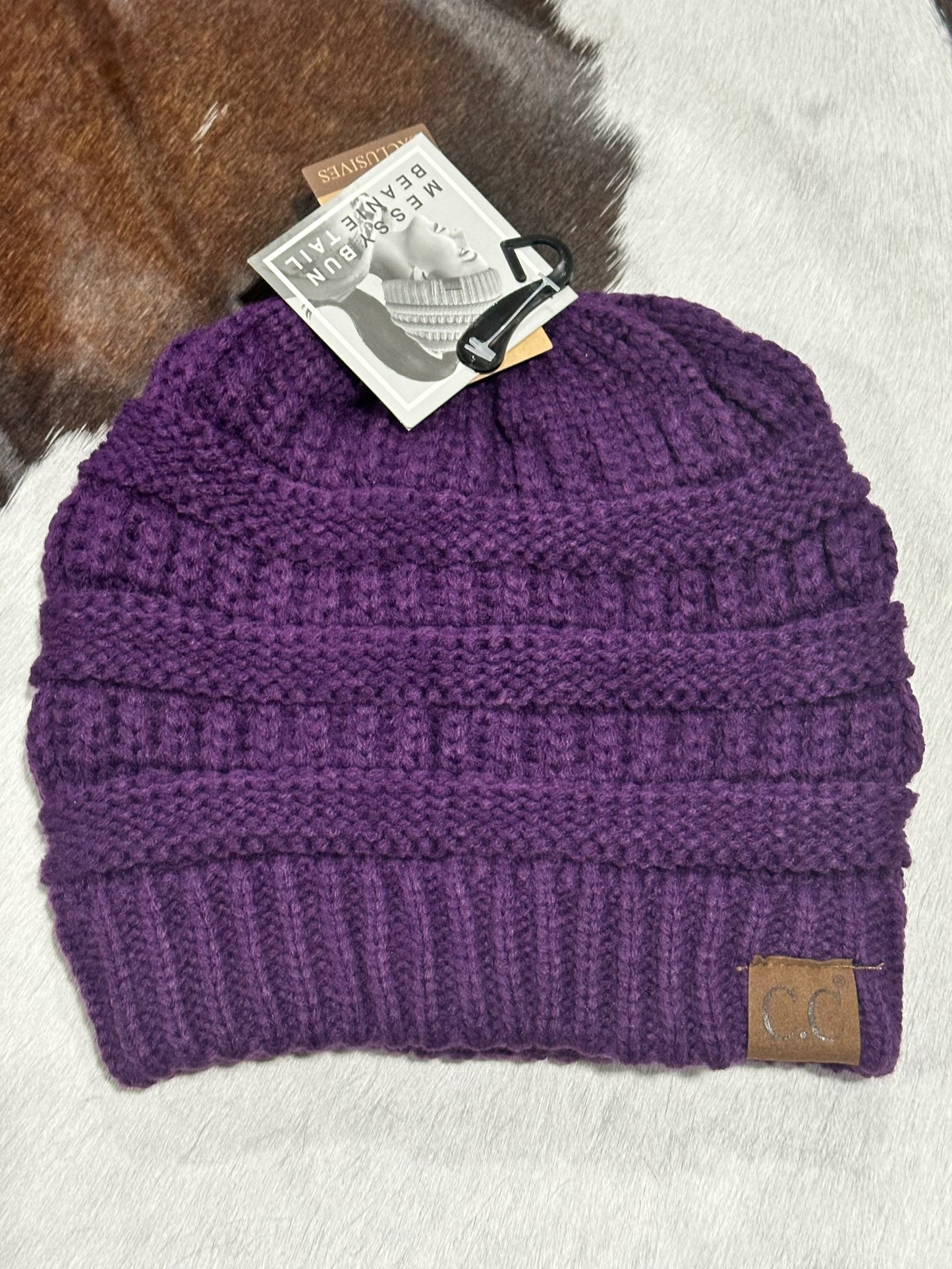 Solid Classic CC Beanie Tail