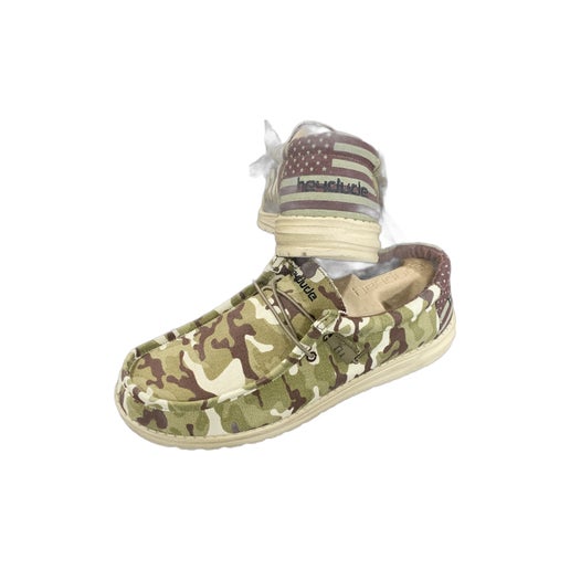 Hey Dude Wally Camo Flag