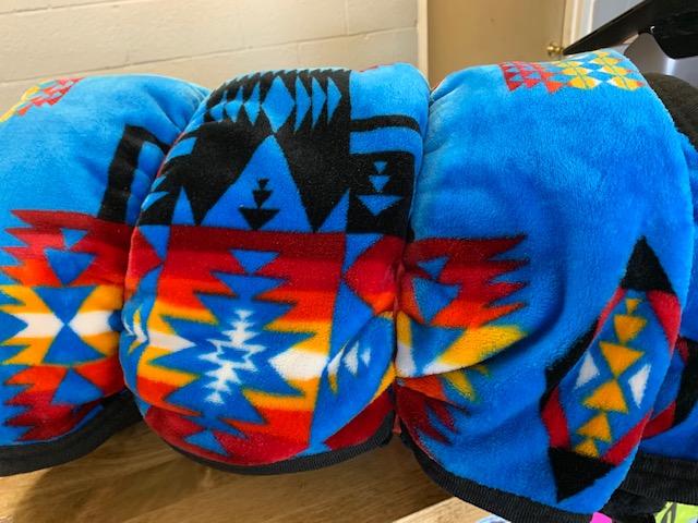 Nativo King Plush Blanket