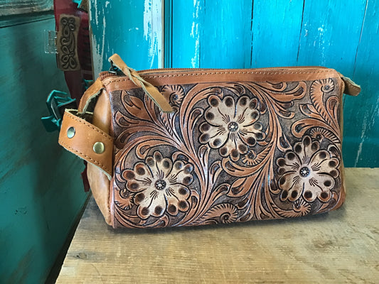 WL Leather Toiletry Bag