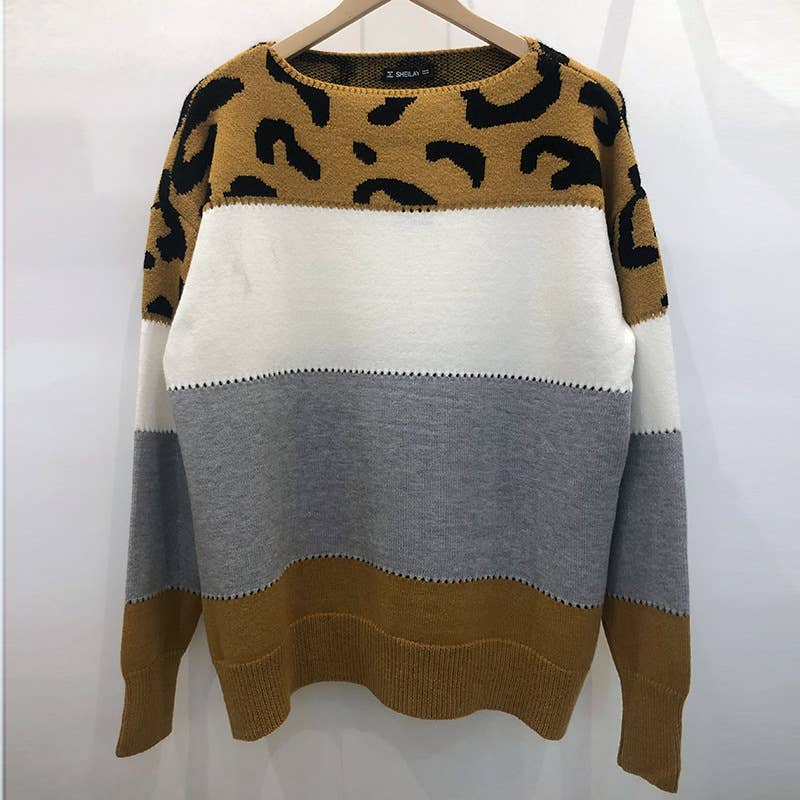 COLOR-MATCHING LEOPARD PRINT CREW NECK SWEATER