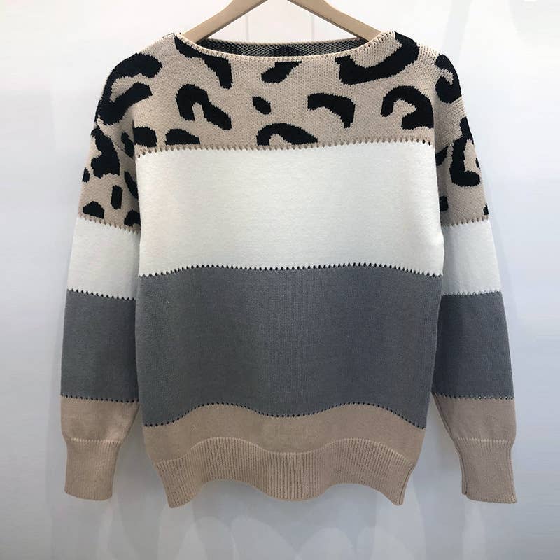 COLOR-MATCHING LEOPARD PRINT CREW NECK SWEATER