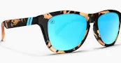 BLENDER SUNGLASSES