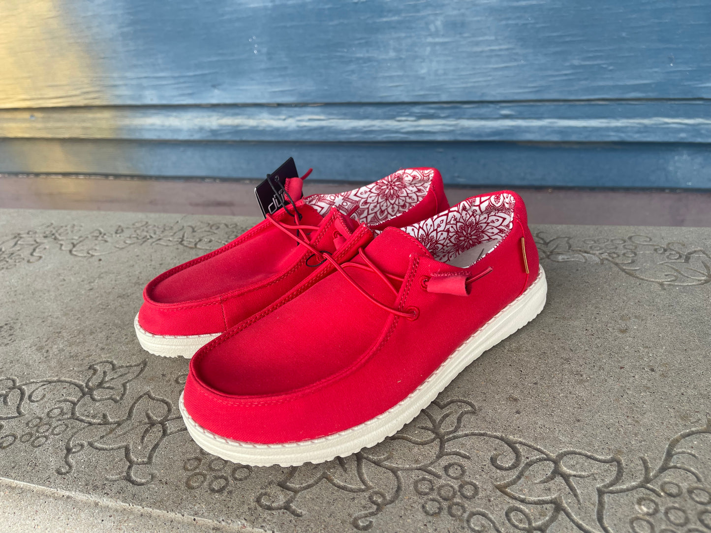 Hey Dude Wendy Red â Texas 36 Apparel