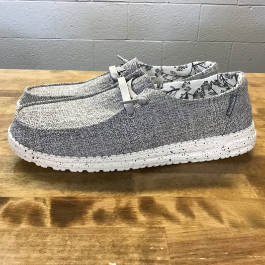 Hey Dude Wendy L Linen Iron